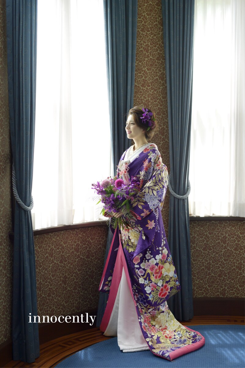 古典柄から新和装柄まで豊富な品揃え。