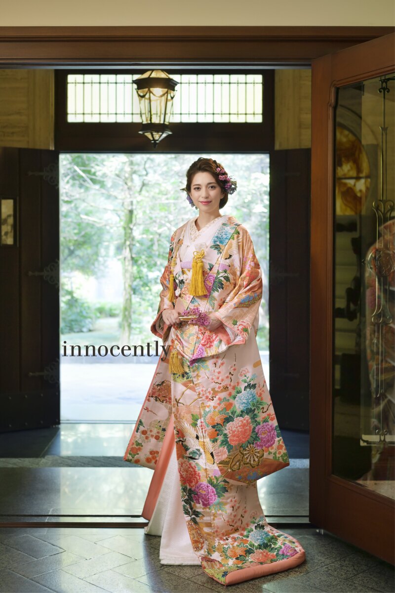 和装プランは白無垢・色打掛の2着をお楽しみ頂けます