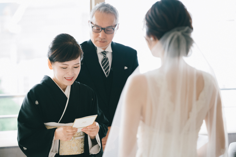 和装or洋装お二人で3着&親御様の衣装【フォトアルバム付き】~FAMILIAR Wedding~