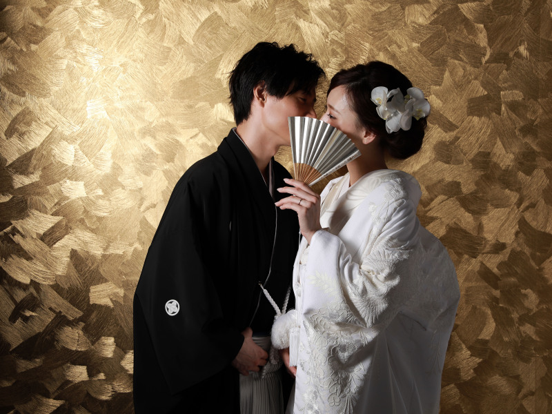☆衣裳3着セット・データ2カット付☆ 【白無垢&色打掛どっちも着れる!】土日祝 スタジオフォトプラン ¥99,800(税抜)