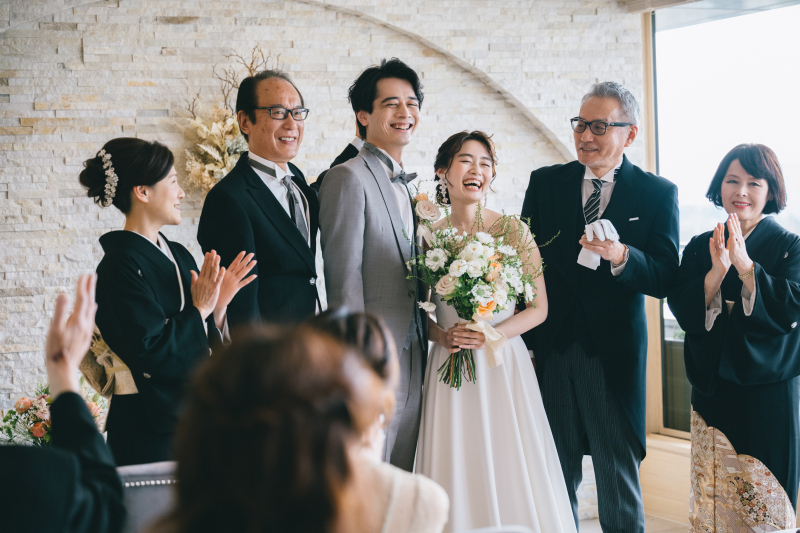 和装or洋装お二人で3着&親御様の衣装【フォトアルバム付き】~FAMILIAR Wedding~