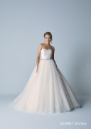 ウエディングドレス　クチュールナオコ