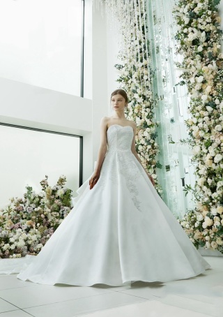 SPOSA BLANCA