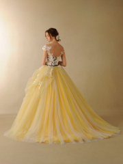 カラードレス　タカミブライダル