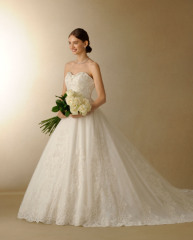 ウエディングドレス　タカミブライダル