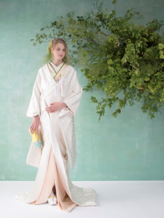 白無垢　ＡＹＵＭＩ　ＢＲＩＤＡＬ