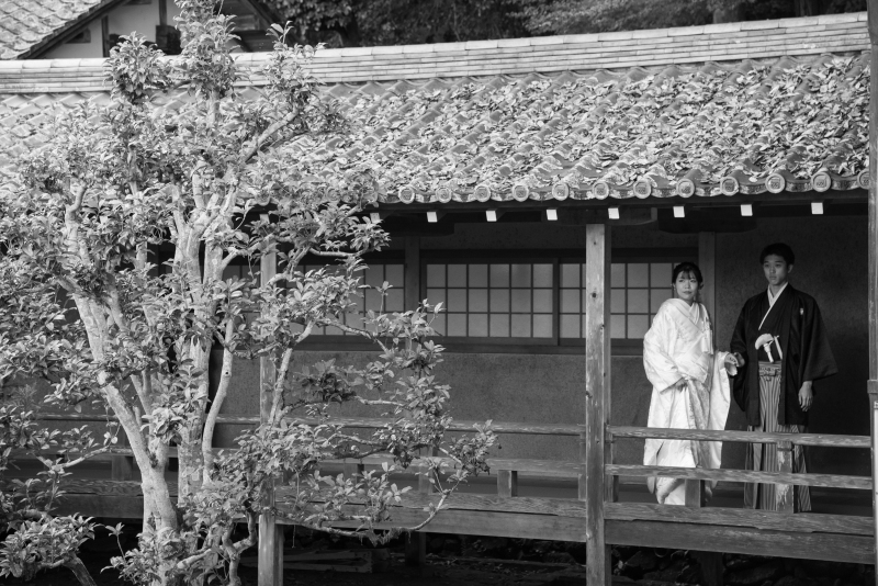 風情をだしながらモノトーン色で撮影しました