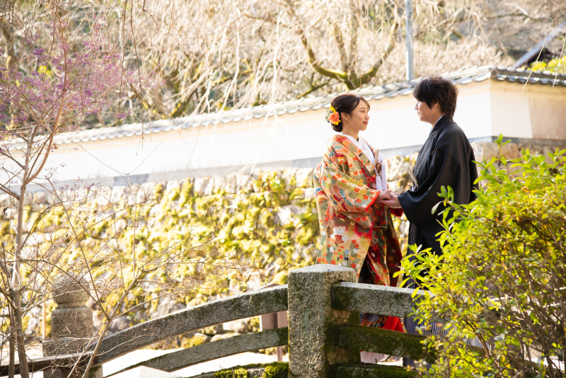 家族に見守らながら