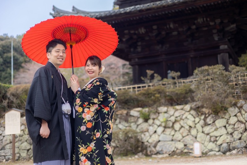 色打掛に羽織替えでゴロッと雰囲気チェンジ