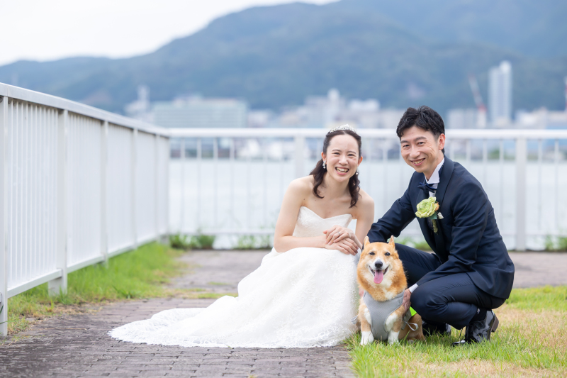 結婚式の前撮り・・・わんちゃんも一緒に撮影♪