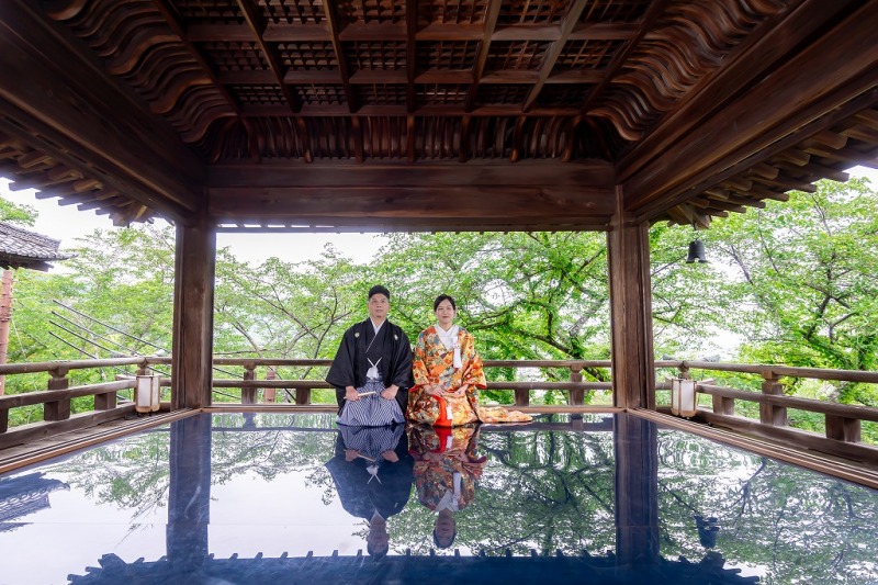 観月舞台の新緑に囲まれながら