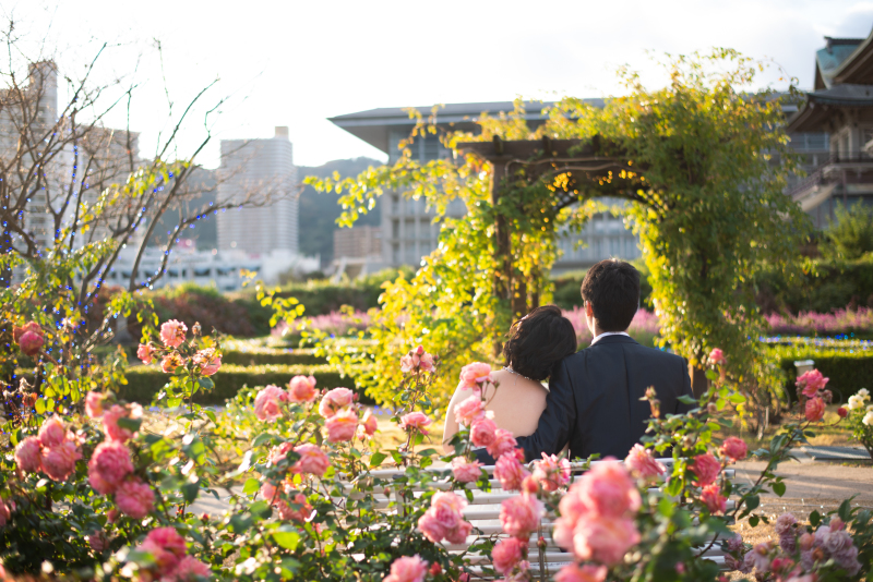 秋のバラが咲くびわ湖大津館にて撮影