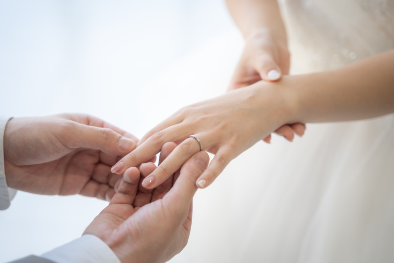 感動的な・・・指輪のプレゼントのシーン