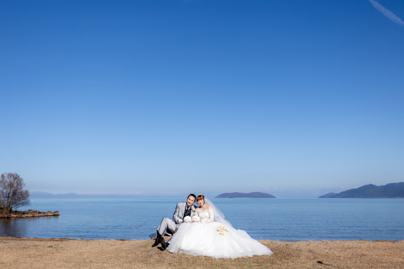 【大自然に囲まれたロケーションで洋装撮影】　ウエディングフォトプラン　ヘアーメイク・着付け・データ150カット付き