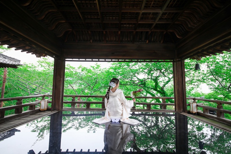 【三井寺観月舞台・新緑撮影】通常非公開の観月舞台を再び！今しか見ることができない鮮やかな新緑とのコラボ撮影