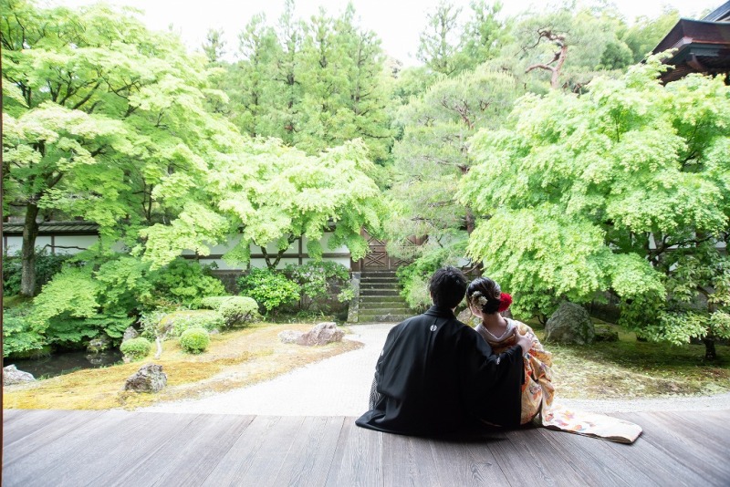 和装を着て滋賀・京都の神社仏閣を堪能できるプランです!数多くの衣裳からお選びいただけます♬白無垢・色打掛のどちらでも対応