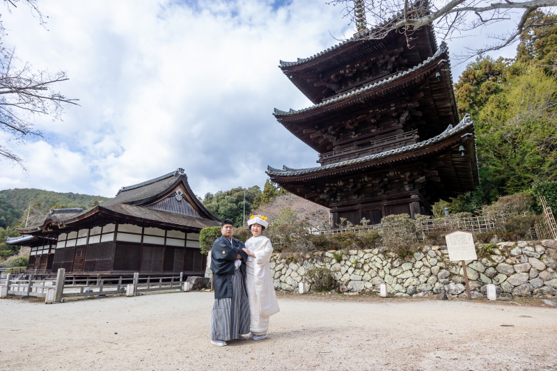 【和装撮影＋アルバム付きプラン】 撮影データよりお気に入りの写真を選んで10ページのアルバムに仕上げます