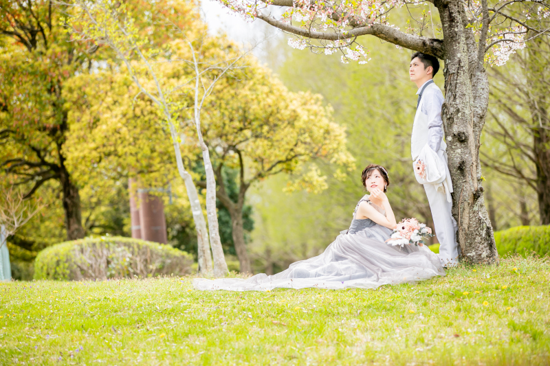 洋装フォトプラン+飾れるアルバム(16ページ)1冊つき♬撮影データの中からお好きな写真を選んでアルバムに仕上げます