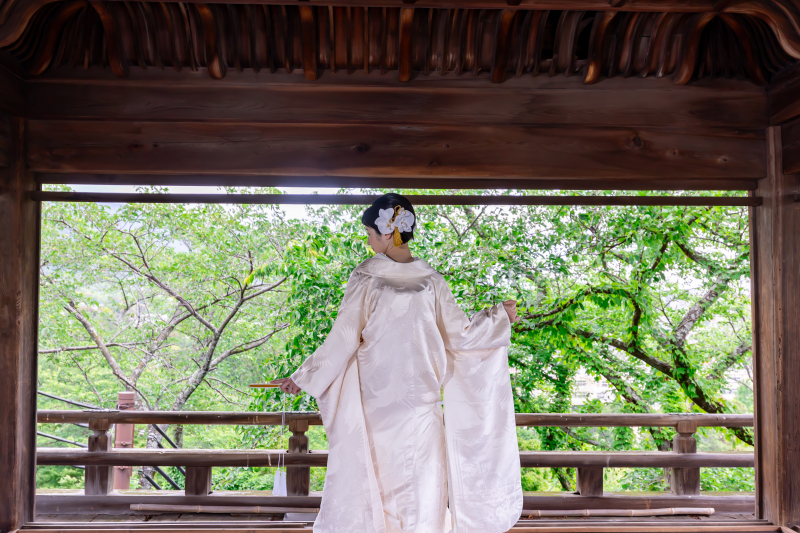 【三井寺観月舞台・新緑撮影】通常非公開の観月舞台を再び！今しか見ることができない鮮やかな新緑とのコラボ撮影