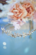 ビジューフワラーティアラ