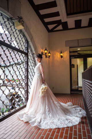 ボタニカル柄ピンクドレス