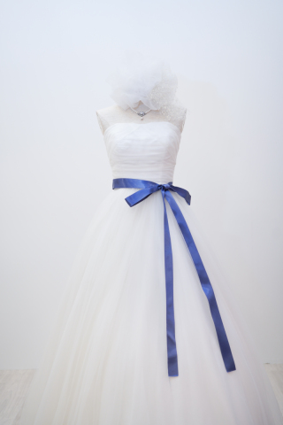 サテンブルーリボン