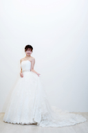 フリルトレーンドレス