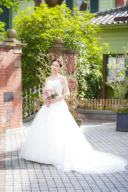 花刺繍のレースドレス