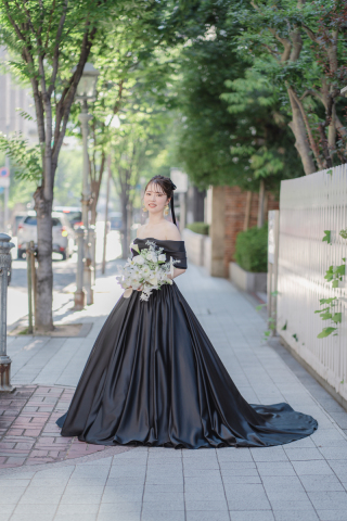 ブラックドレス（オフショル）