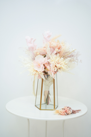 ホワイト×ライトピンクドライフラワーブーケ