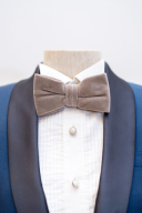 ベージュベロア蝶ネクタイ