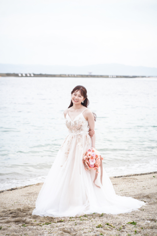 ナチュラルフラワードレス