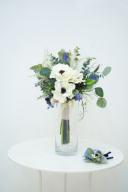 ホワイト&times;ブルー&times;グリーンブーケ