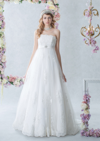 ウェディングドレス　Aライン