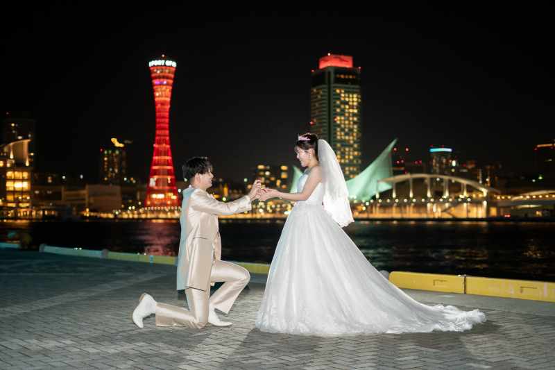 神戸の夜景を後ろにプロポーズ◎