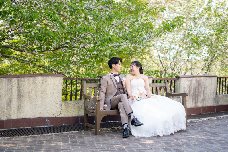 お二人らしさ満載の楽しいショット◎