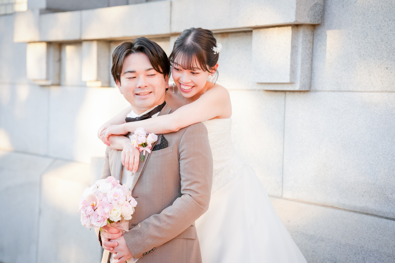 お洒落な場所でラブラブショット♡