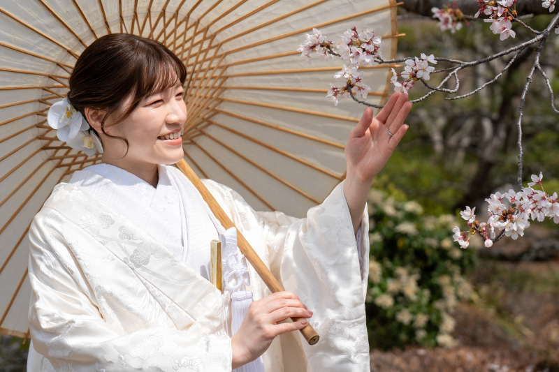 新婦さんのソロショット！◎笑顔が可愛い♡