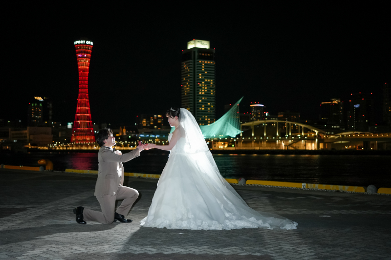 神戸の夜景を後ろにプロポーズ◎