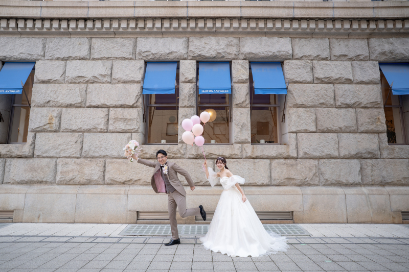 お洒落な場所で風船ショット♡