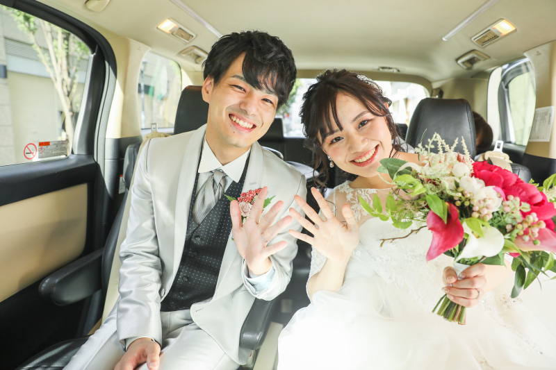 行ってきまーーーす!!車内カットをパシャり♡