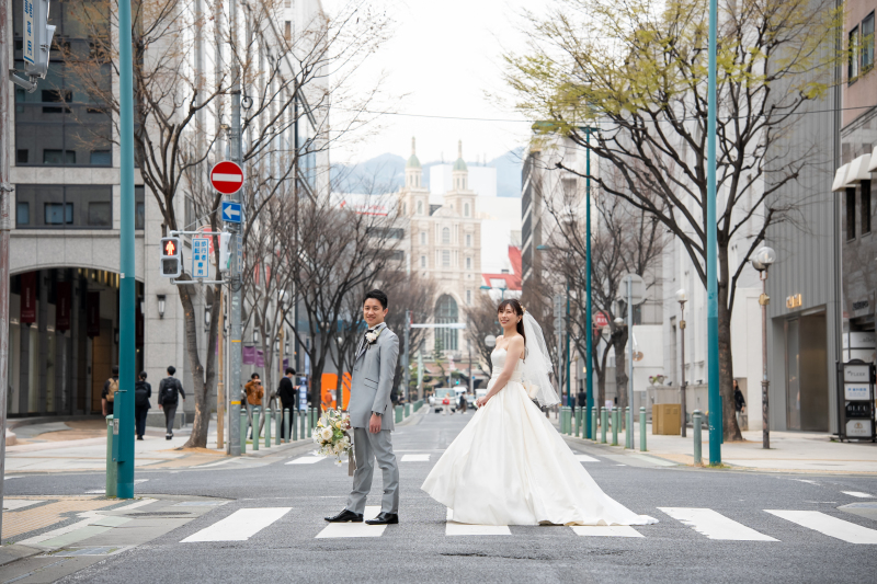 二人仲良く並んだ横断歩道でのショット♡♡♡