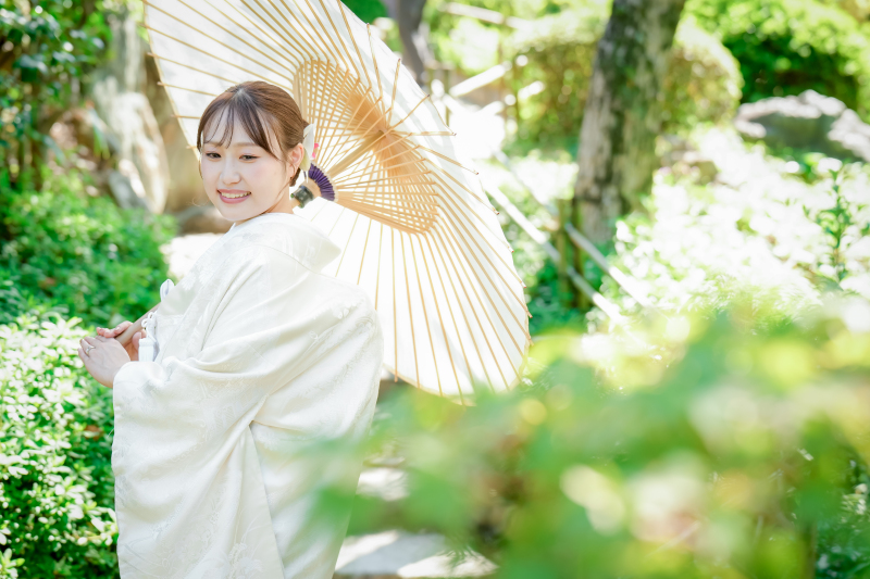 新婦さんのソロショット!◎笑顔が可愛い♡