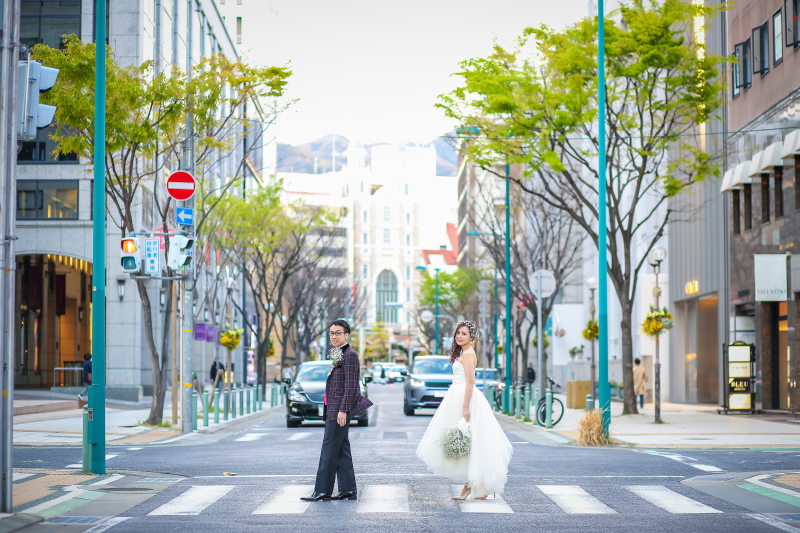 ふたりでオシャレに横断歩道カット