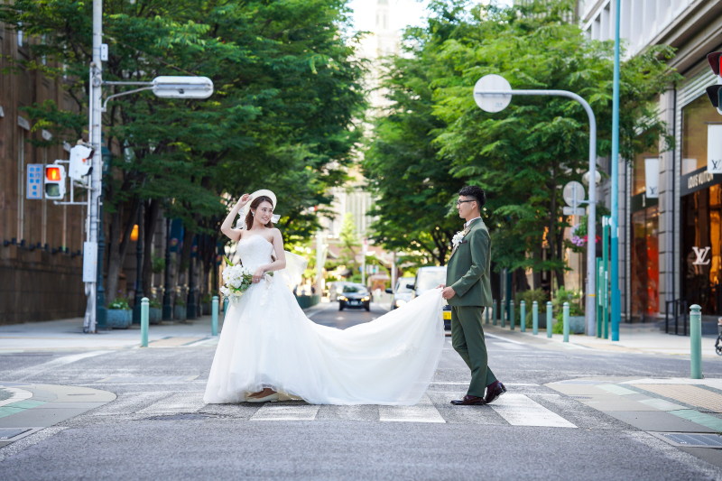 二人仲良く並んだ横断歩道でのショット♡♡♡
