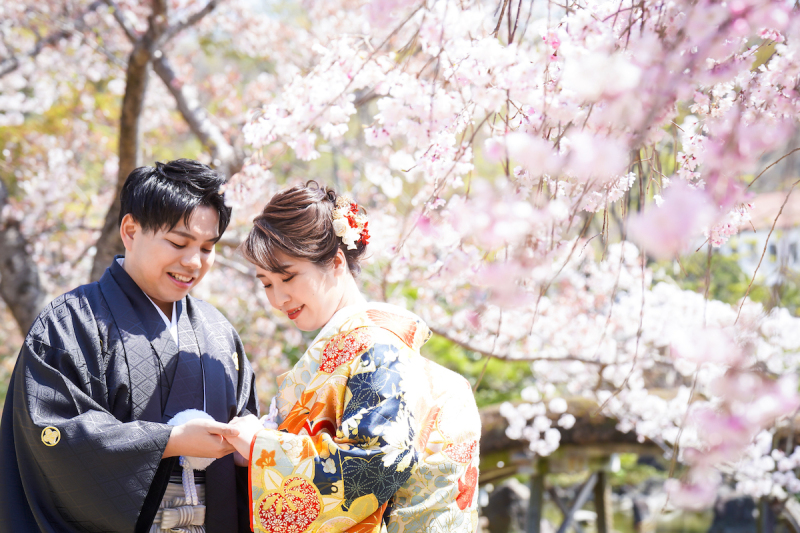 満開の桜がお二人をお出迎え♡