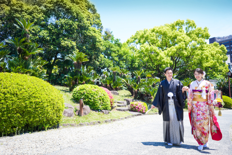手を繋いで仲良しショット♡
