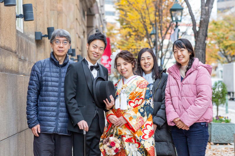 フォトスタジオ ブライズメイド_家族・友人を撮影に呼べる