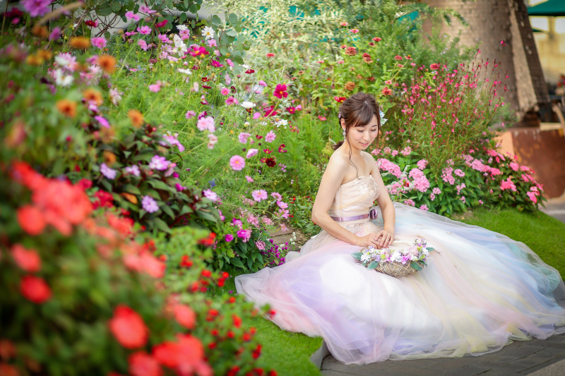 フォトスタジオ　ブライズメイド_衣装の試着ができる