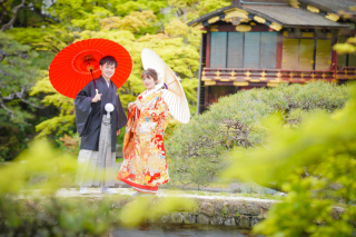 和装アイテム紅白番傘（無料）